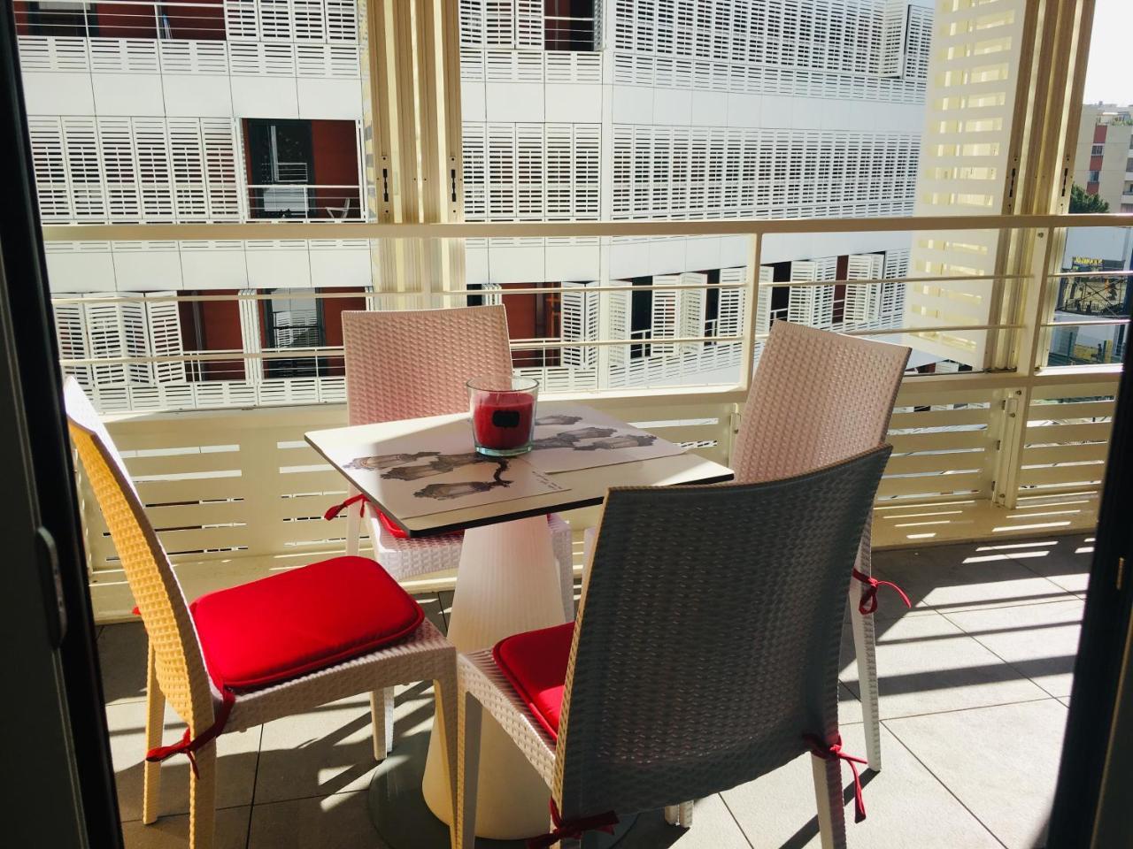 Vacances A Nice Terrasse Ensoleillee & Parking A La Gare Du Sud מראה חיצוני תמונה