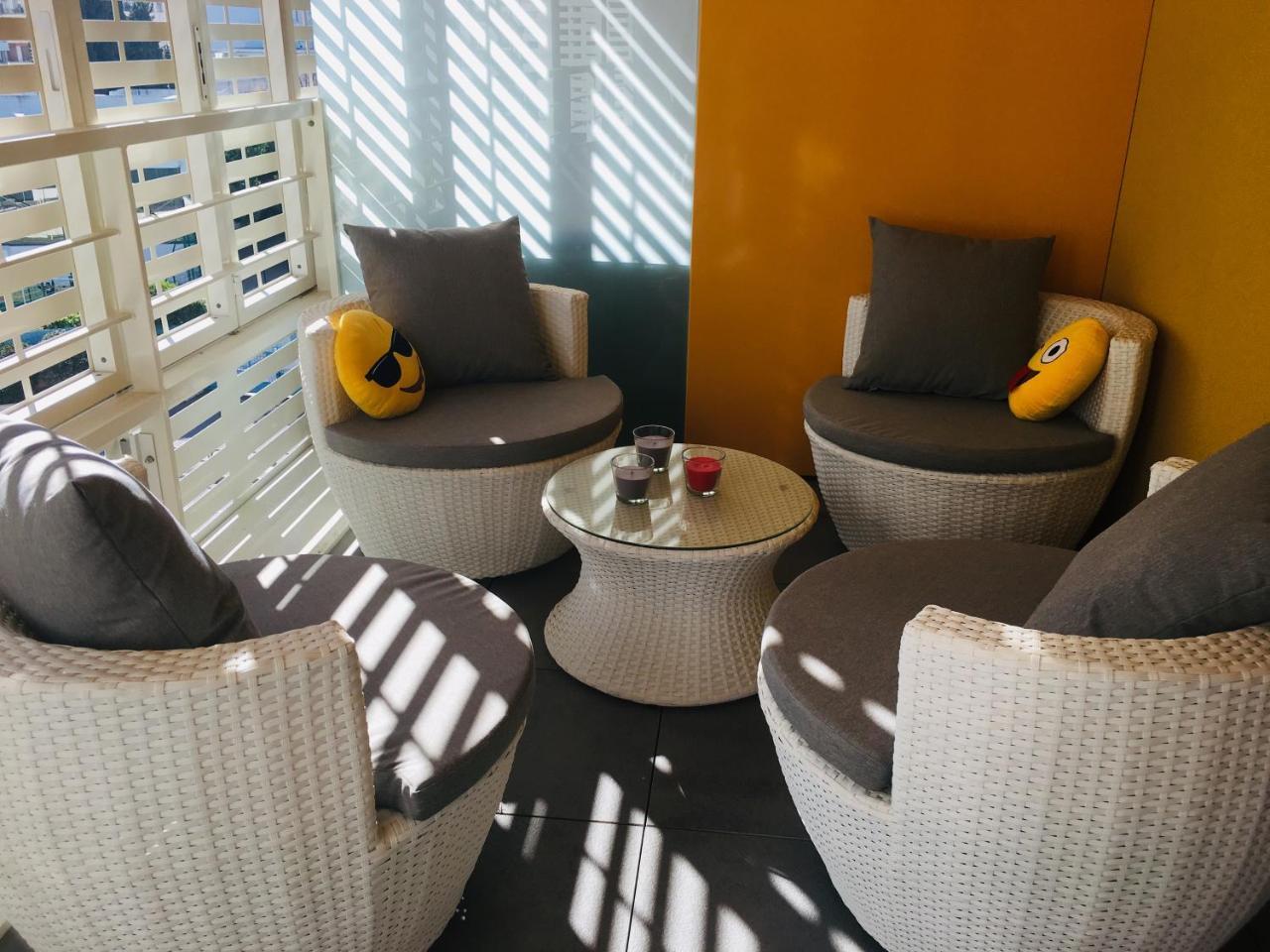 Vacances A Nice Terrasse Ensoleillee & Parking A La Gare Du Sud מראה חיצוני תמונה